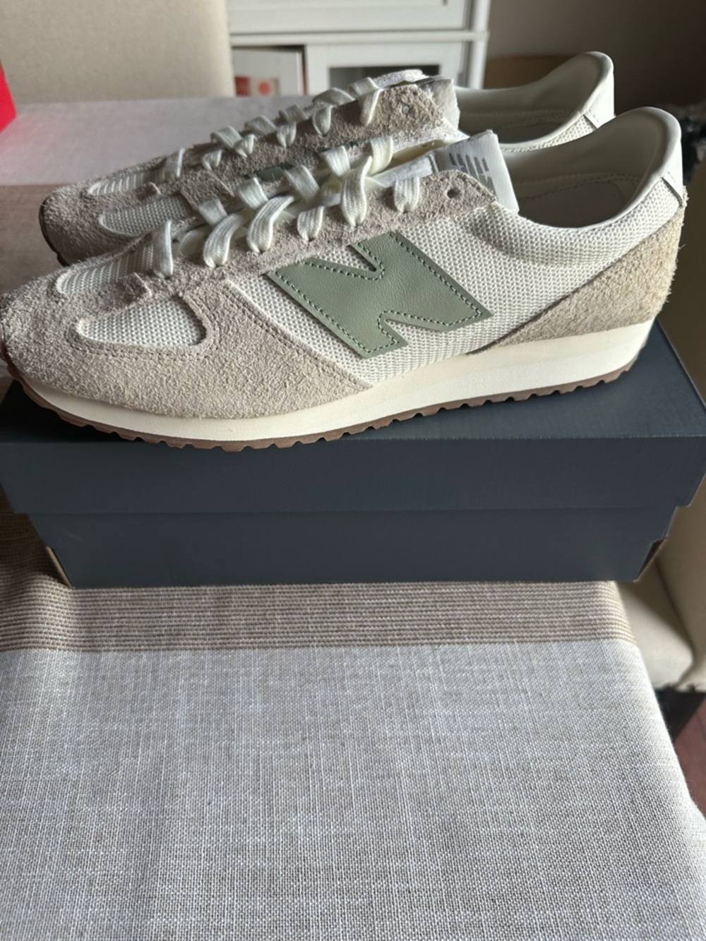 New Balance 471 Women’s 10.5 men’s 9 lifestyle sneaker - Picture 3 of 5
